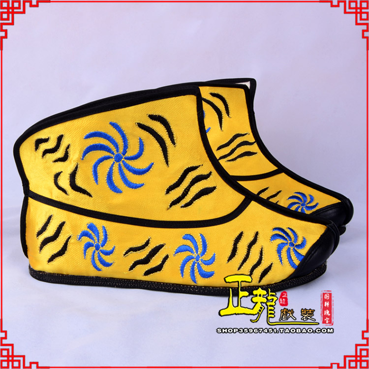 且末.美猴王靴子虎纹靴金黄快靴 猴鞋