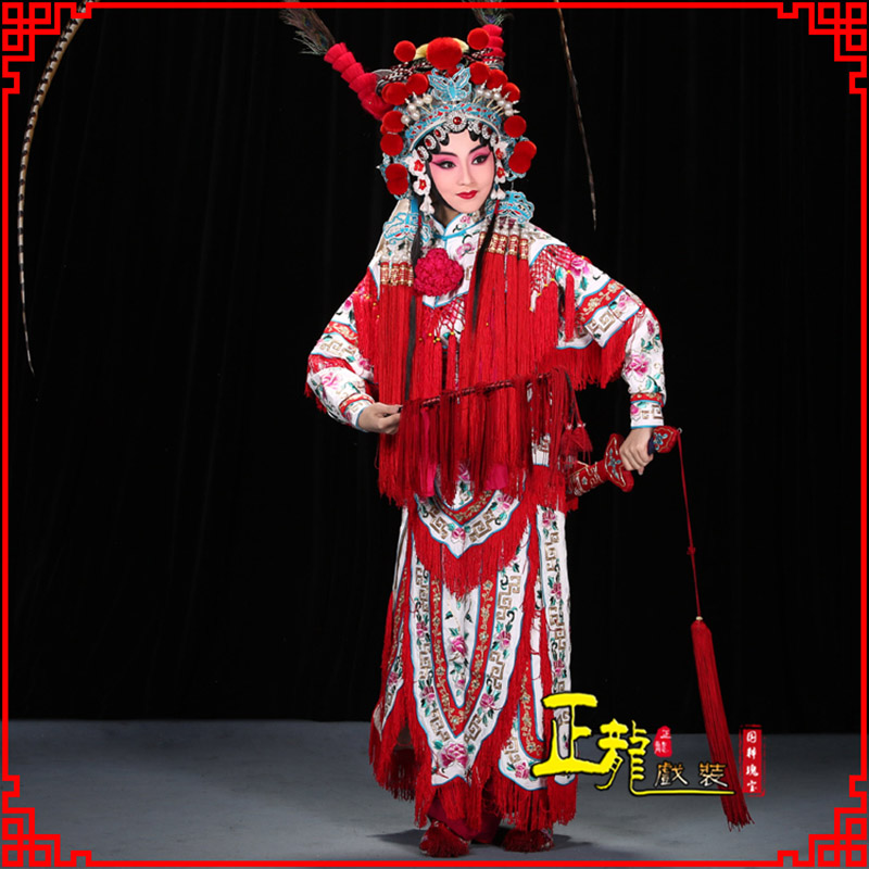 且末刀马旦改容战父 软绉镶边女改良靠